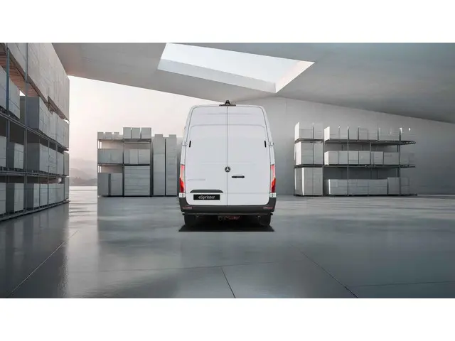 Mercedes-Benz eSprinter 314 L3 Pro 56kWh 2025 Elektrisch 8