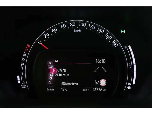 Toyota Aygo X 1.0 VVT-i MT Play 2024 Benzine 45