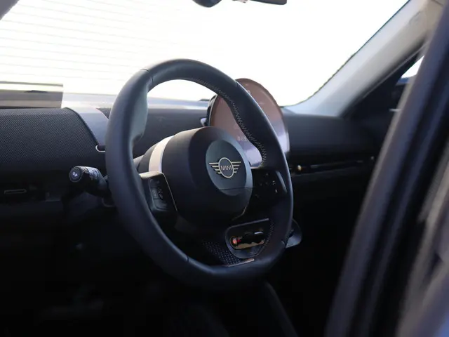 MINI Aceman E 2025 Elektrisch 13