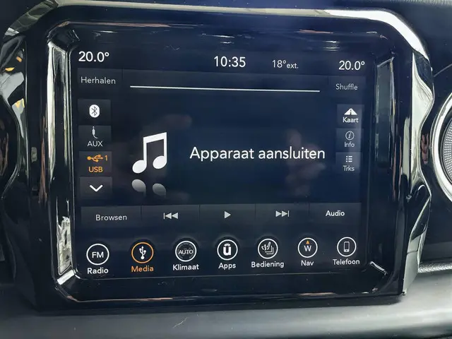 Jeep Wrangler Unlimited 2.0T Sahara 2019 Benzine 38