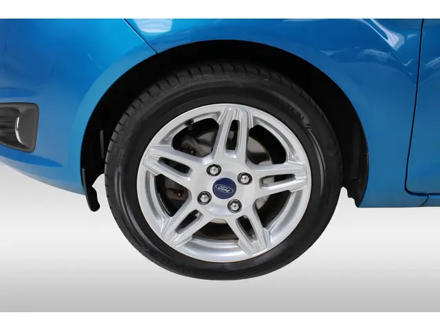 Ford Fiesta 1.0 EcoBoost Titanium Automaat 2014 Benzine 6