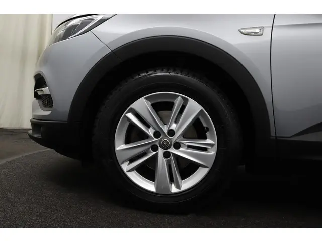 Opel Grandland X 1.2 Turbo Online Edition 2018 Benzine 9