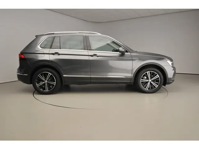 Volkswagen Tiguan 1.5 TSI ACT Highline 2020 Benzine 4