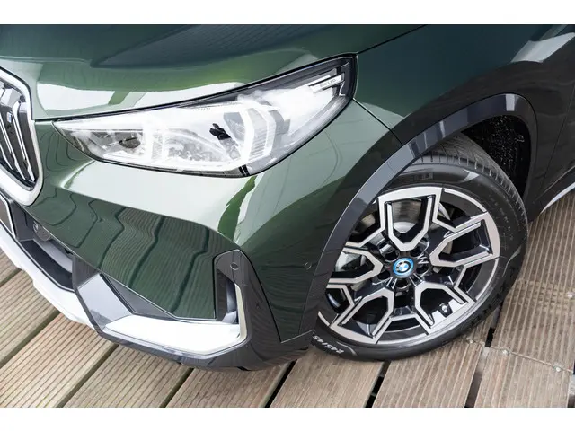 BMW iX1 IX1 xDrive30 2024 Elektrisch 21
