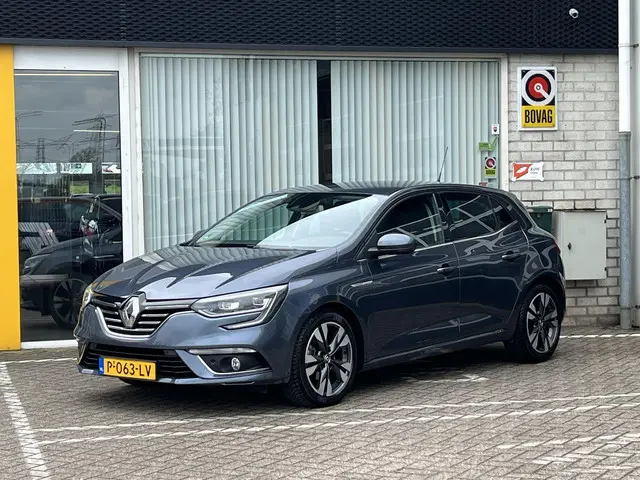 Renault Mégane 1.3 TCe 140 EDC Intens 2020 Benzine 2