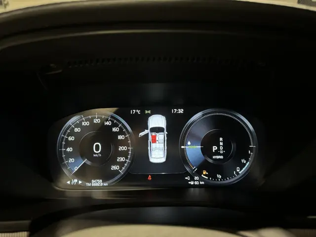 Volvo S90 2.0 T8 AWD R-Design 2021 Hybride Benzine 12