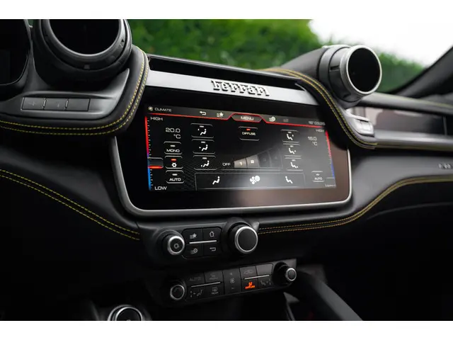 Ferrari GTC4Lusso 6.3 V12 2016 Benzine 18