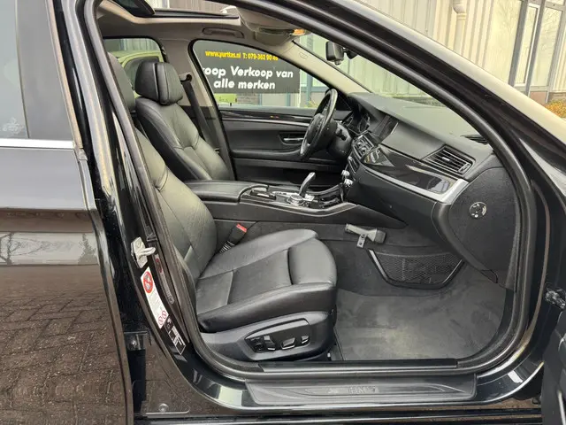 BMW 5 Serie 520i High Executive AUTOMAAT!! 2015 Benzine 8
