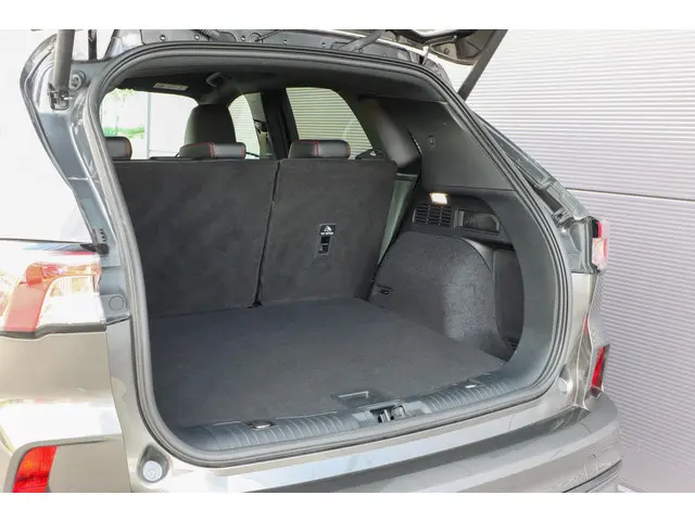 Ford Kuga 2.5 PHEV ST-Line X 2021 Hybride Benzine 15