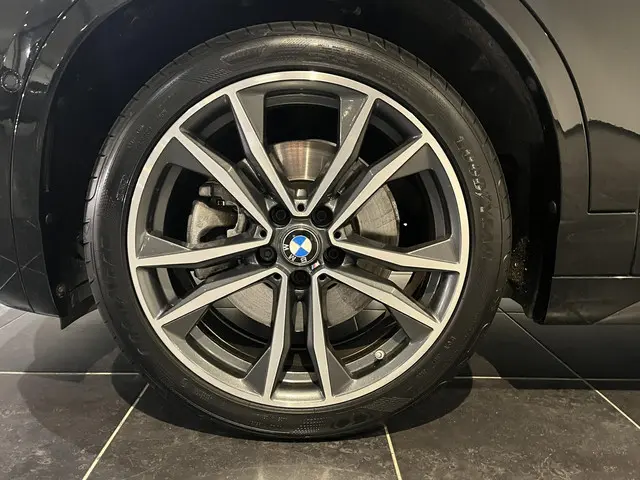 BMW X2 sDrive20i High Executive Edition 2020 Benzine 24