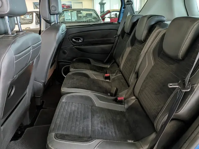 Renault Scénic Xmod 1.2 TCe Bose 2014 Benzine 7