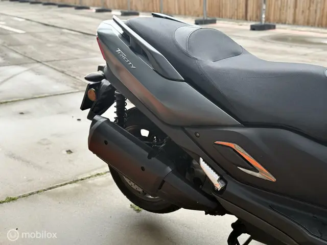 Yamaha TRICITY 300 ABS 2020 Benzine 8