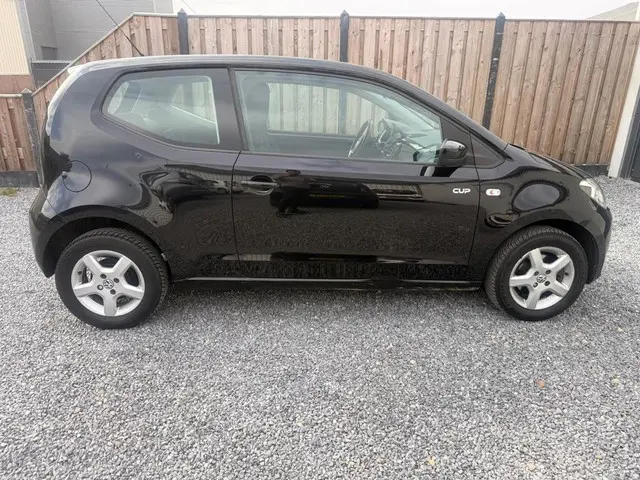 Volkswagen up! 1.0 take up! BlueMotion 2013 Benzine 6