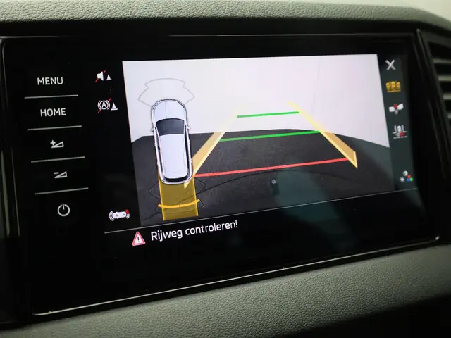 Škoda Karoq 1.5TSI/150PK ACT Sportline DSG 2025 Benzine 10