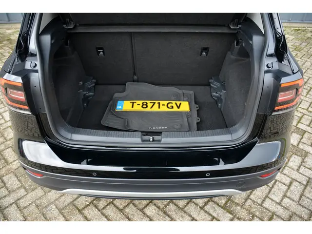 Volkswagen T-Cross 1.0 TSI Life Business 2020 Benzine 39