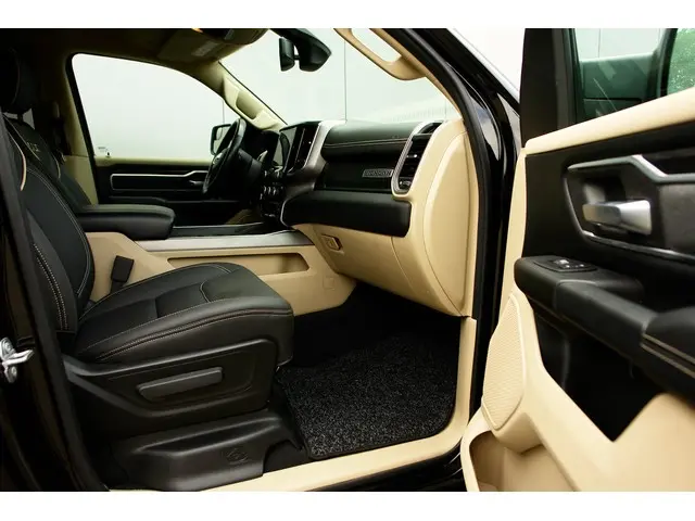 Dodge Ram 1500 DODGE V8 5.7 Bighorn LPG 2019 LPG/Gas 15