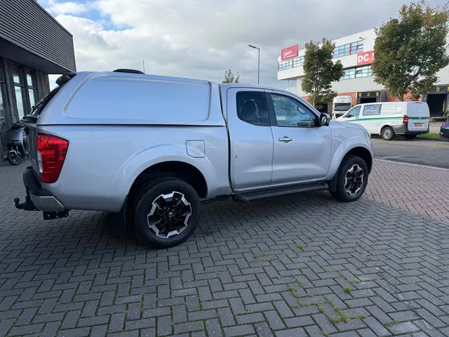Nissan Navara 2.3 dCi N-Connecta King Cab 2019 Diesel 7