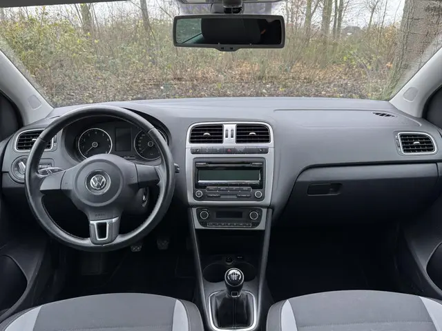 Volkswagen Polo 1.2 Easyline 2013 Benzine 11