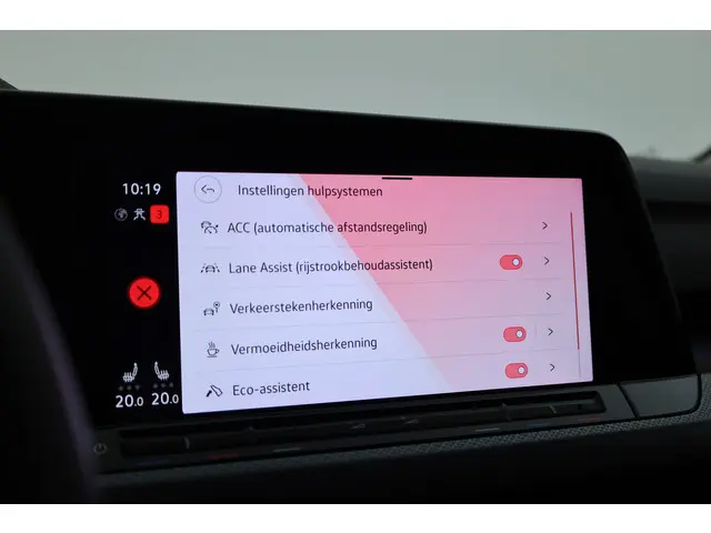 Volkswagen Golf 1.5 eTSI DSG 2022 Benzine 19