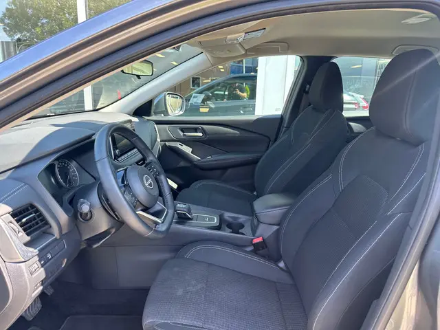 Nissan QASHQAI 1.3 MHEV 2023 Hybride Benzine 4