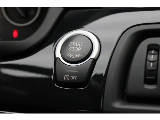 BMW 5 Serie Touring 535i Luxury Edition 2016 Benzine 42