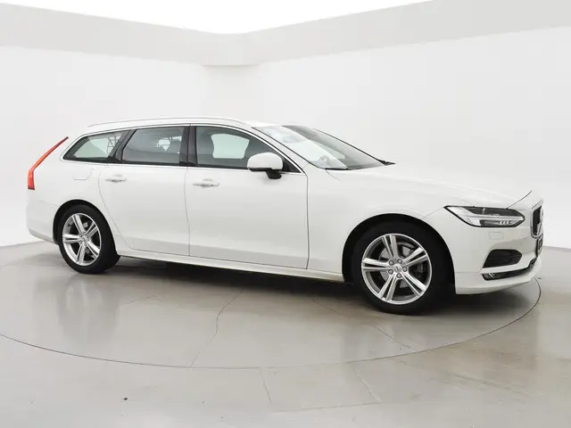 Volvo V90 2.0 T4 190 PK AUT. 2019 Benzine 36