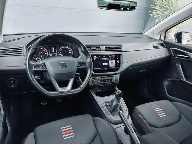 SEAT Ibiza 1.0 TGI/TSI FR Business Intense 2019 Benzine 4