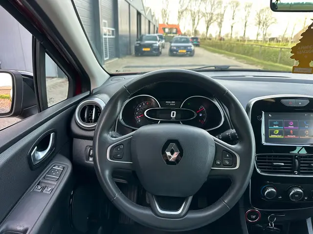 Renault Clio 0.9 TCe Limited 2018 Benzine 16