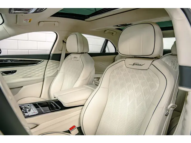 Bentley Flying Spur SPEED 6.0 W12 2023 Benzine 21