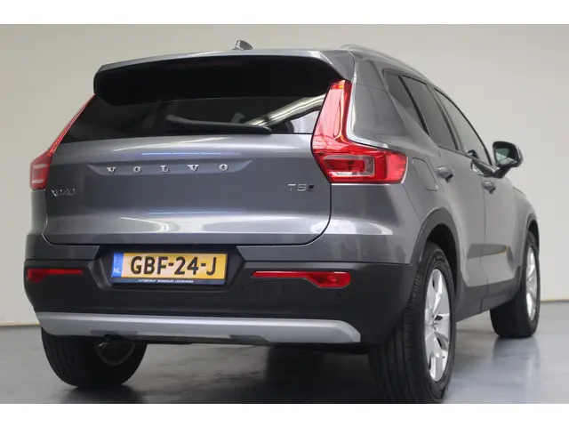 Volvo XC40 T5 AWD Intro Edition 2018 Benzine 6