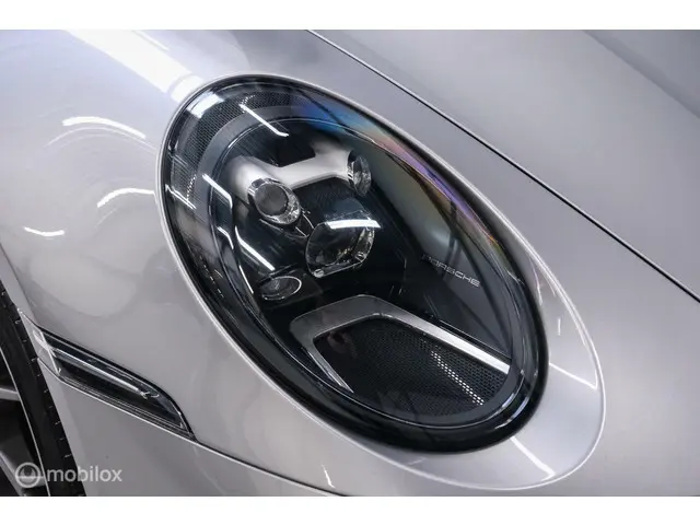 Porsche 911 3.0 Carrera 2020 Benzine 36