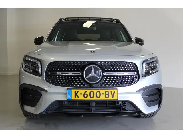 Mercedes-Benz GLB 200 Business Solution AMG 2020 Benzine 3