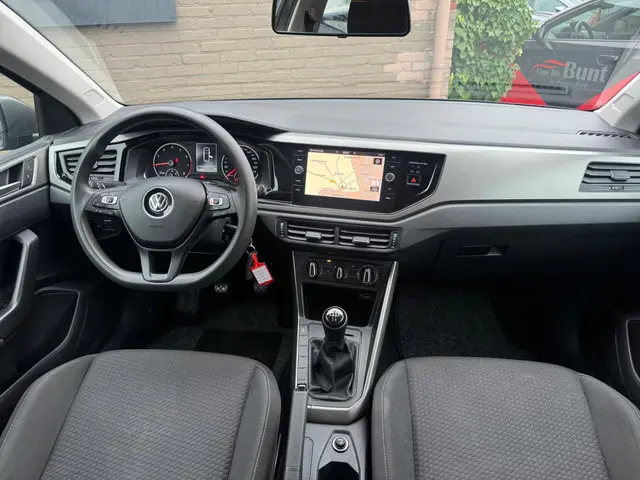 Volkswagen Polo 1.0 TSI Comfortline 2019 Benzine 7