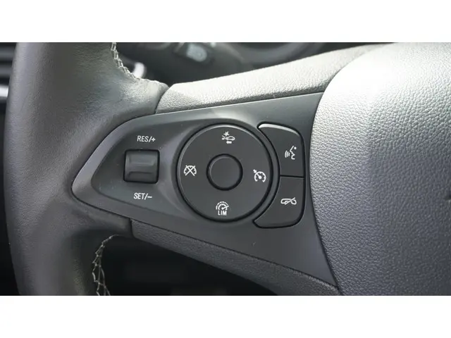 Opel Astra 1.4 Innovation Trekhaak | PDC V+A 2017 Benzine 17