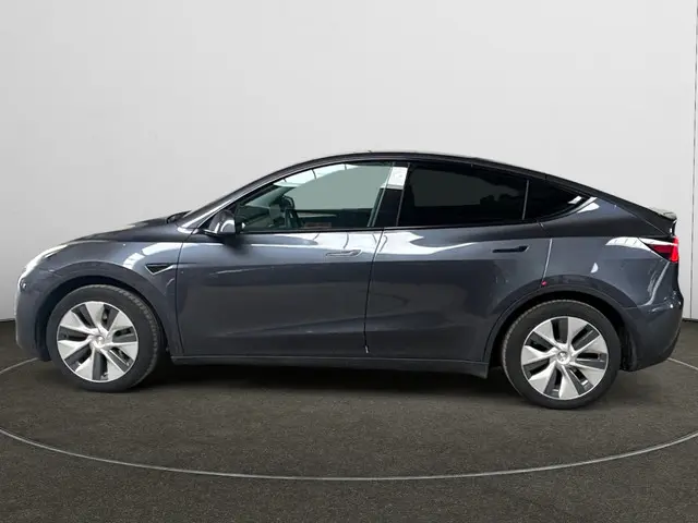 Tesla Model Y RWD 58 kWh 2023 Elektrisch 23