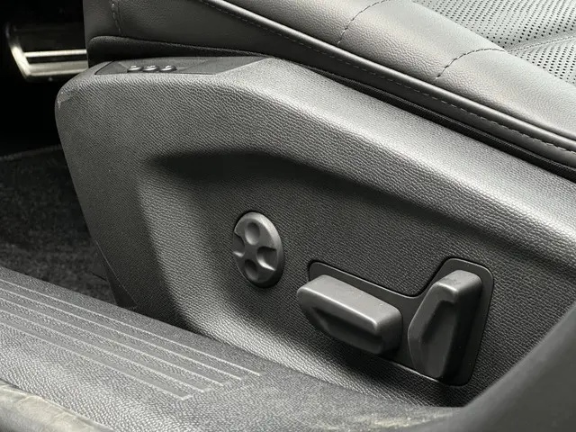 Citroën C5 X 1.2 Hybrid 145pk Max 2026 Hybride Benzine 11