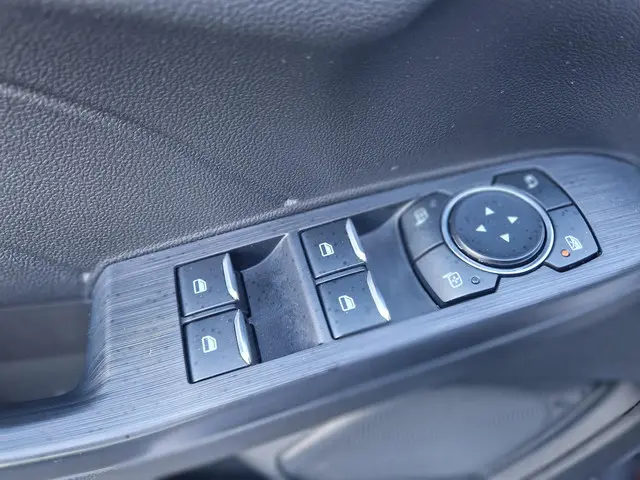 Ford Kuga 2.5 PHEV Active X 2025 Hybride Benzine 28