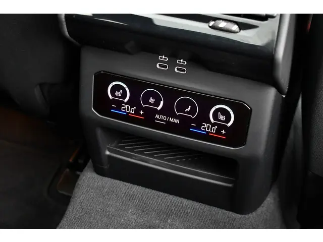 BMW 5 Serie Touring 520i M-Sport 2024 Benzine 25