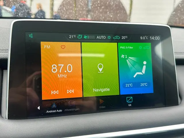 MG EHS 1.5 TGDI Luxury 2023 Hybride Benzine 18