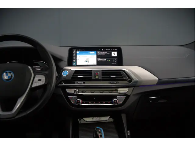 BMW iX3 High Executive 80 kWh 2021 Elektrisch 45