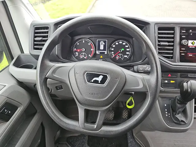 MAN TGE 3.140 2023 Diesel 10