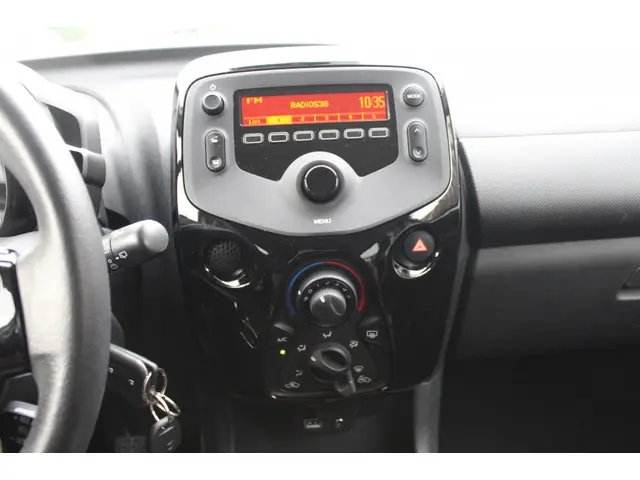 Citroën C1 1.0 VTi Feel Comfort 2020 Benzine 16