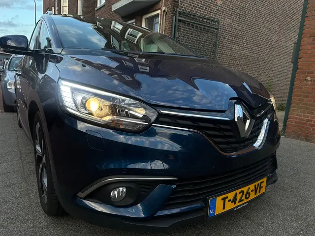Renault Grand Scénic 1.3 TCe Bose 7p. 2019 Benzine 8