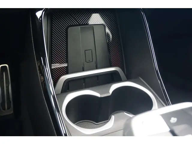 BMW X1 xDrive30e 2022 Hybride Benzine 17