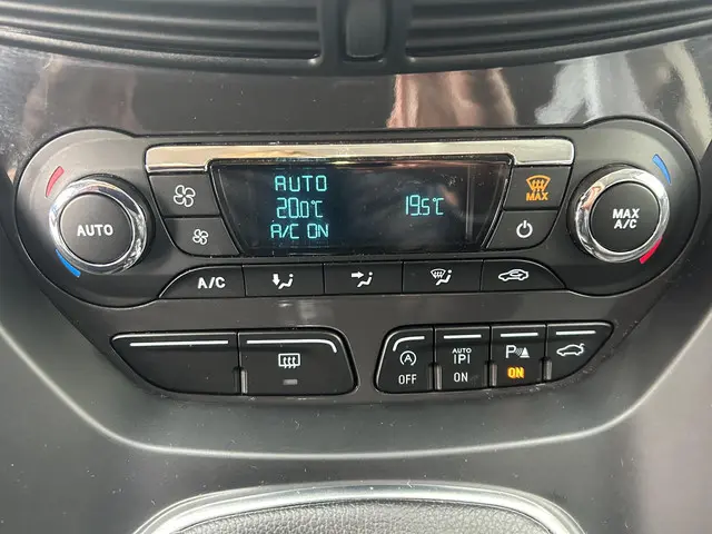 Ford Kuga 1.5 Titanium 2016 Benzine 14