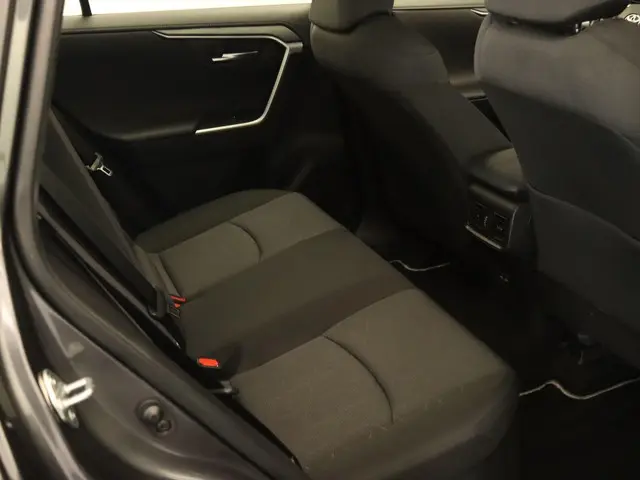 Toyota RAV4 2.5 Hybrid Active 2022 Hybride Benzine 14