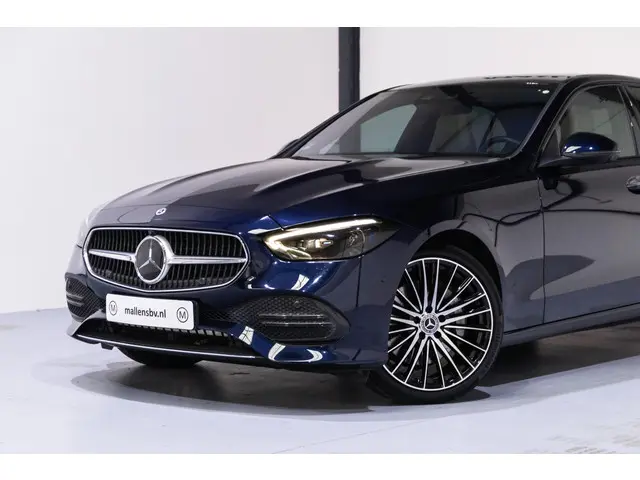 Mercedes-Benz C-Klasse 2