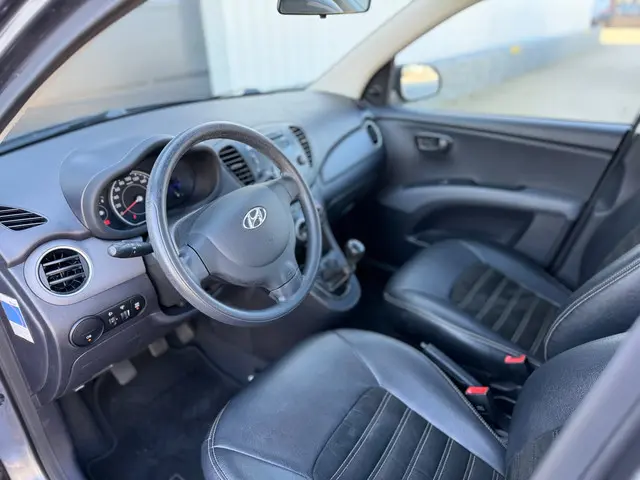 Hyundai i10 1.0 i-Drive Cool Airco Leer Cv 2013 Benzine 10