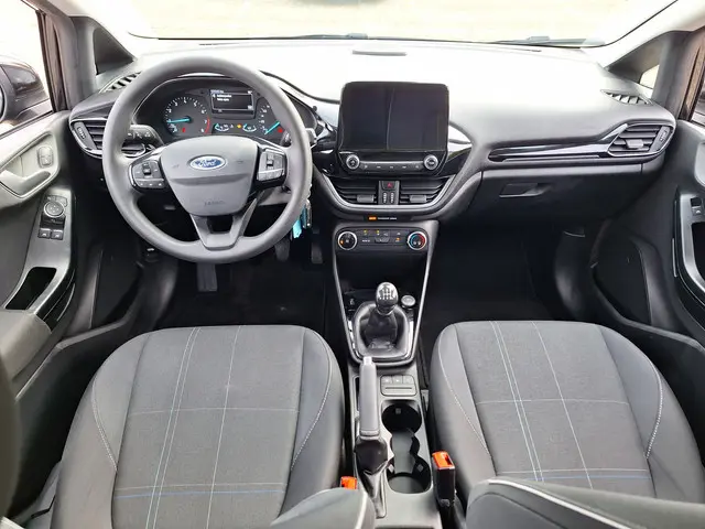Ford Fiesta 1.1 Trend 2018 Benzine 16