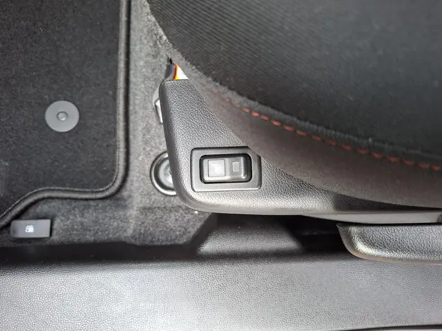 Mazda 2 1.3 Hanabi 2013 Benzine 15